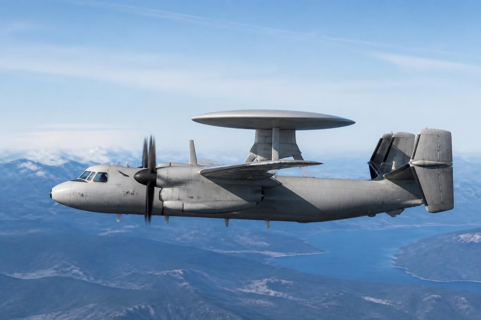 découvrez le hawkeye e2, un appareil de surveillance aérienne militaire avancé, conçu pour garantir une reconnaissance aérienne précise et une supériorité stratégique en mission.